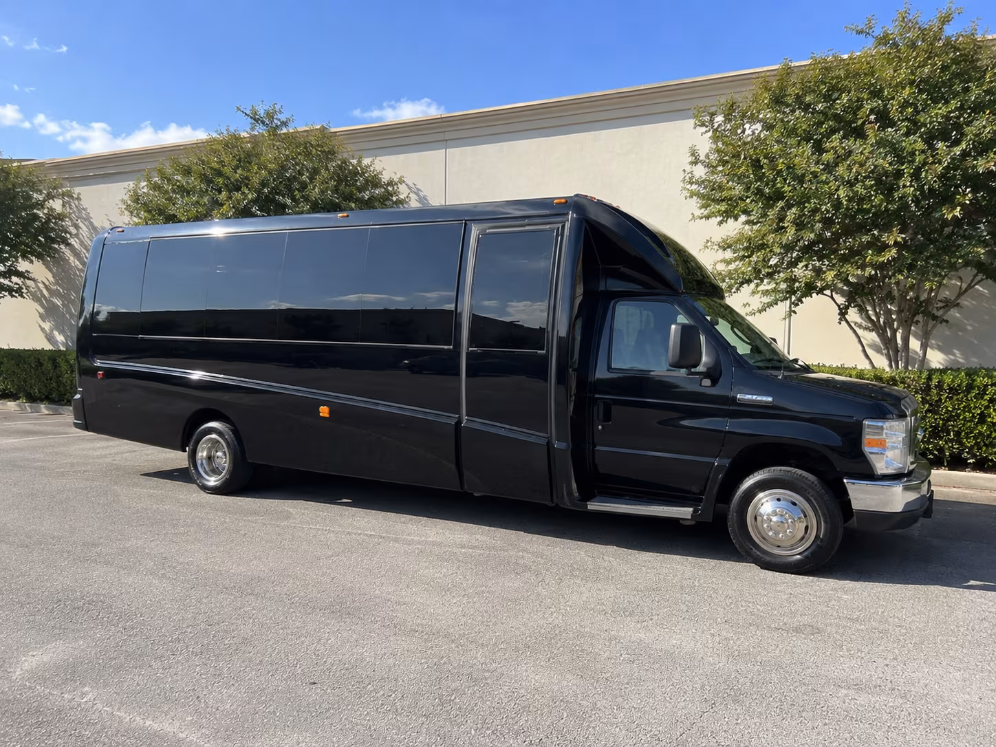 shuttle to reno tahoe international airport